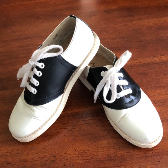 MUFFY’S Leather Saddle Oxfords Black and White Size 6.5 - Picture 1 of 8